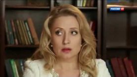 Хотела ему сюрприз сделать на их годовщине и его застукала с любовницей.